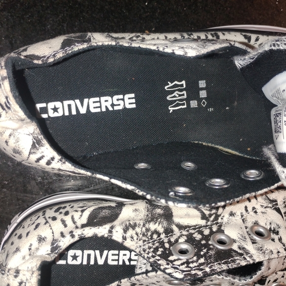 Converse Animal Print Sneakers - Picture 2 of 5